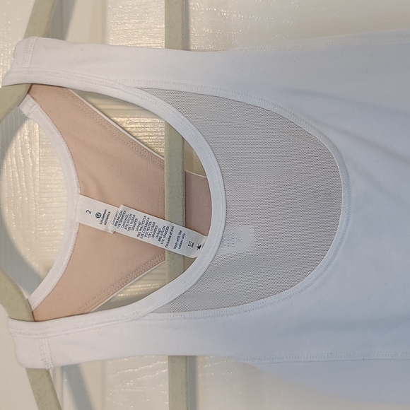 Lululemon Mesh with me white tank 2 - Picture 4 of 8